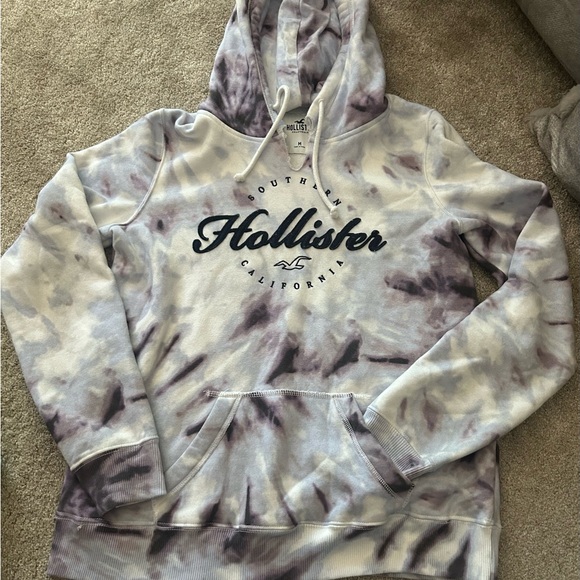 Hollister Pastel Tie-Dye Sweatshirt - Picture 1 of 3